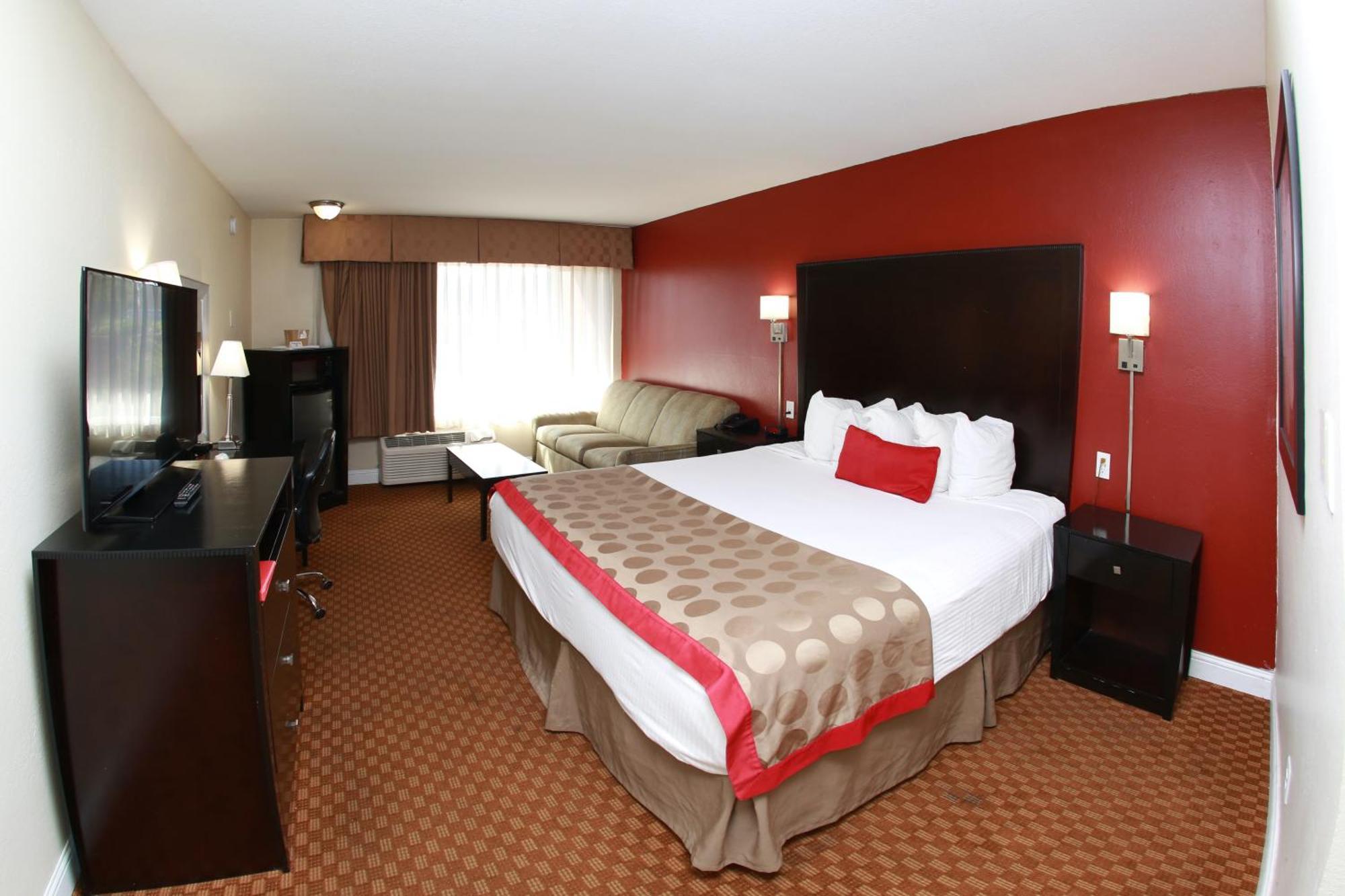 Hotel Ramada By Wyndham Fresno North Exterior foto